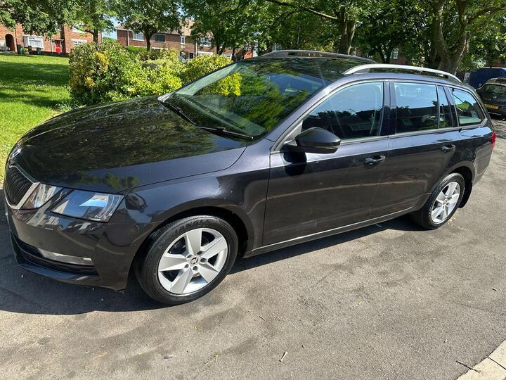 Skoda Octavia 1.6 TDI SE Euro 6 (s/s) 5dr Skoda Octavia 1.6 TDI SE Euro 6 (s/s) 5dr