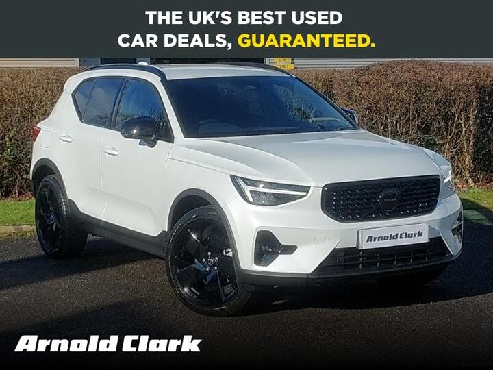 Volvo XC40 2.0 B3 MHEV Plus Black Edition DCT Auto Euro 6 (s/s) 5dr