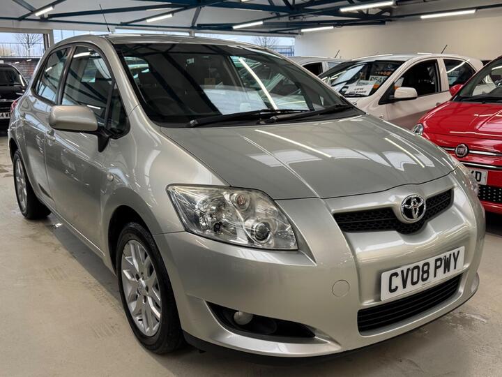 Toyota Auris 1.6 VVT-i TR 5dr