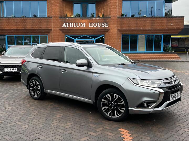 Mitsubishi Outlander 2.0h 12kWh GX4h CVT 4WD Euro 6 (s/s) 5dr Mitsubishi Outlander 2.0h 12kWh GX4h CVT 4WD Euro 6 (s/s) 5dr