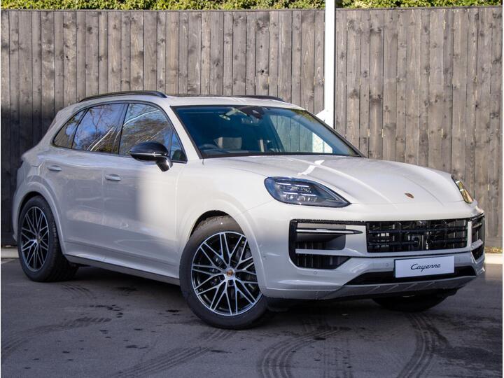 Porsche Cayenne 3.0T V6 Black Edition TiptronicS 4WD Euro 6 (s/s) 5dr