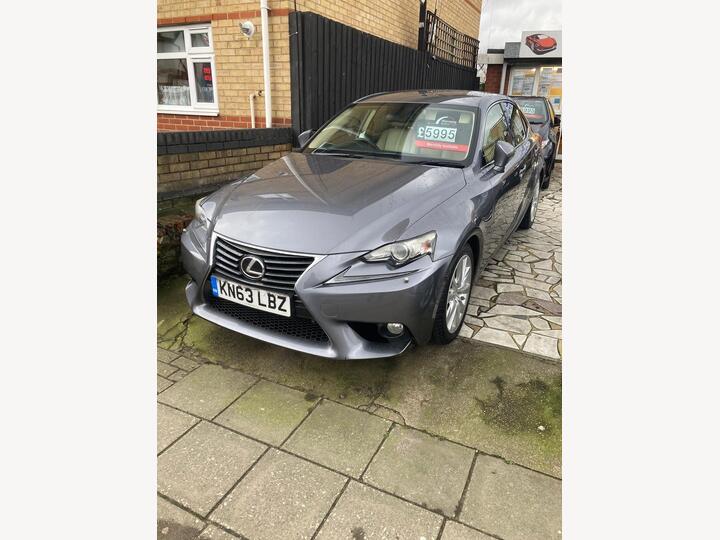 Lexus IS 2.5 250 V6 Luxury Auto Euro 5 4dr