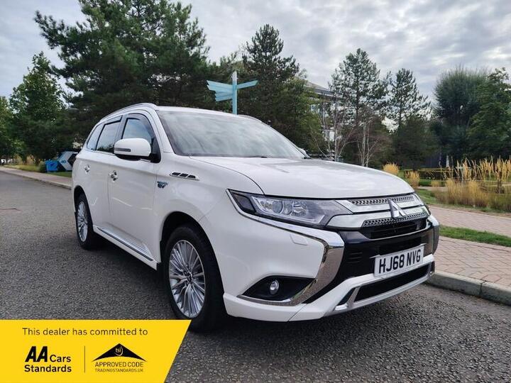 Mitsubishi Outlander 2.4h TwinMotor 13.8kWh Juro CVT 4WD Euro 6 (s/s) 5dr