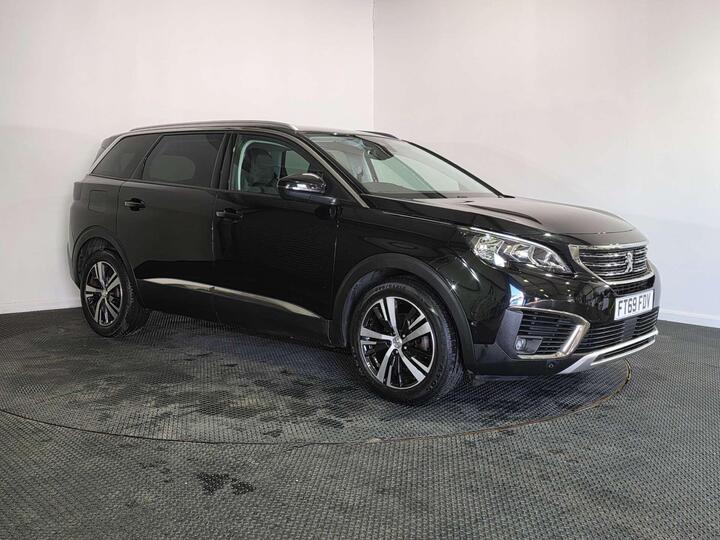 Peugeot 5008 1.2 PureTech Allure Euro 6 (s/s) 5dr Peugeot 5008 1.2 PureTech Allure Euro 6 (s/s) 5dr