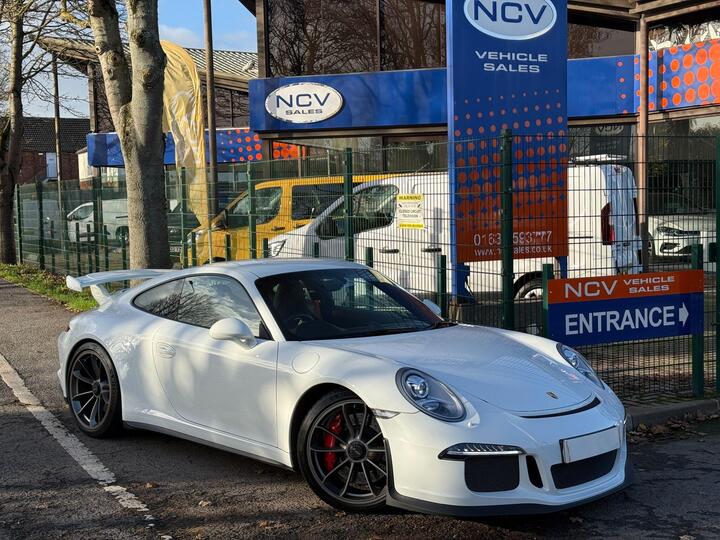 Porsche 911 3.8 991 GT3 PDK Euro 6 2dr