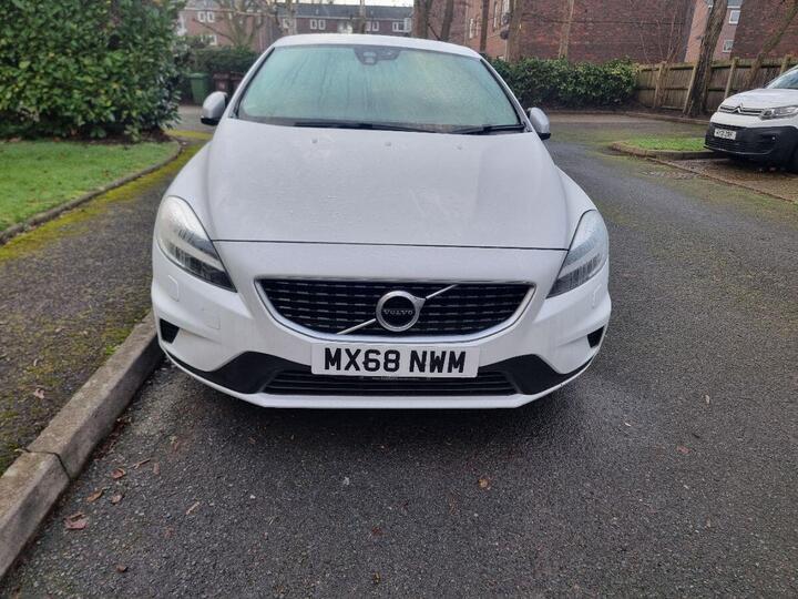 Volvo V40 2.0 D2 R-Design Nav Plus Euro 6 (s/s) 5dr
