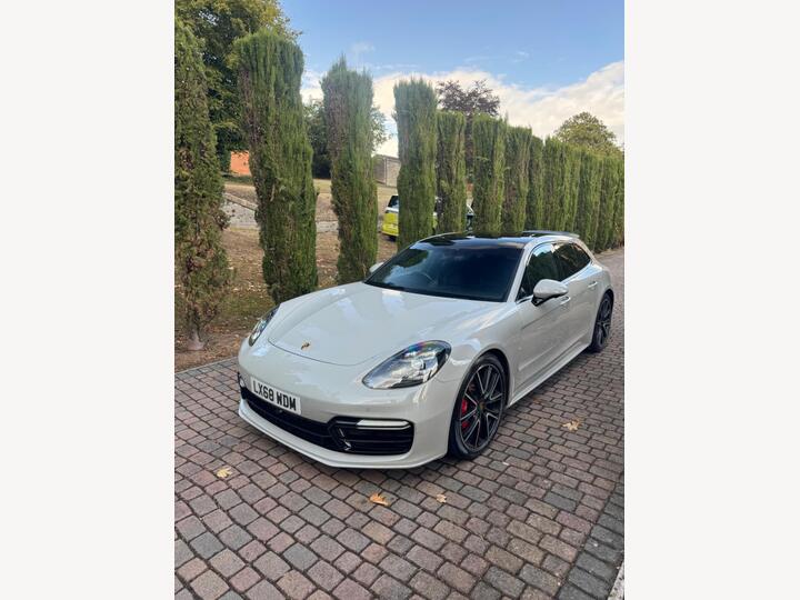 Porsche Panamera 4.0T V8 Turbo Sport Turismo PDK 4WD Euro 6 (s/s) 5dr