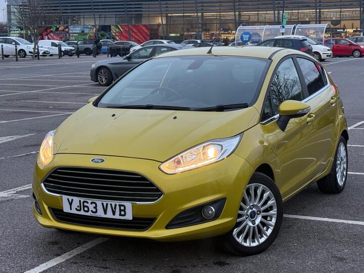 Ford Fiesta 1.6 Titanium Powershift Euro 5 5dr