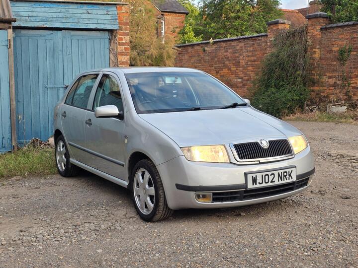 Skoda Fabia 2.0 MPI Elegance 5dr