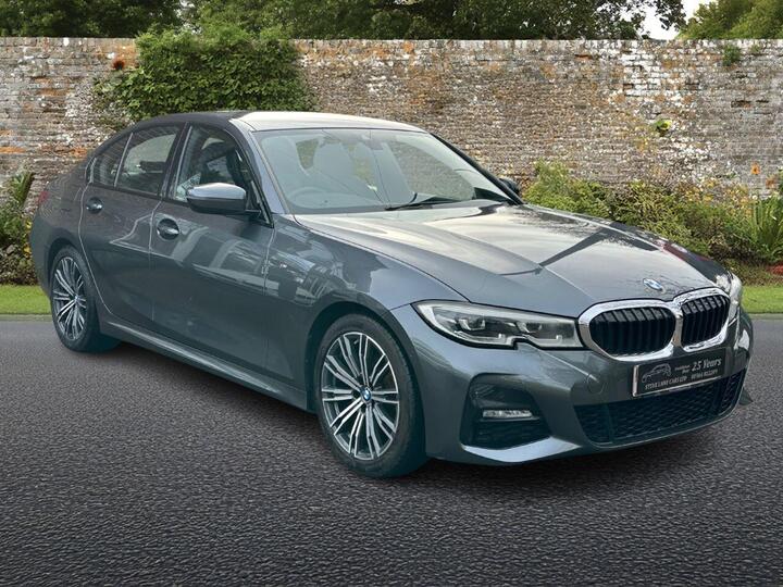 BMW 3 SERIES 2.0 318d M Sport Euro 6 (s/s) 4dr BMW 3 SERIES 2.0 318d M Sport Euro 6 (s/s) 4dr