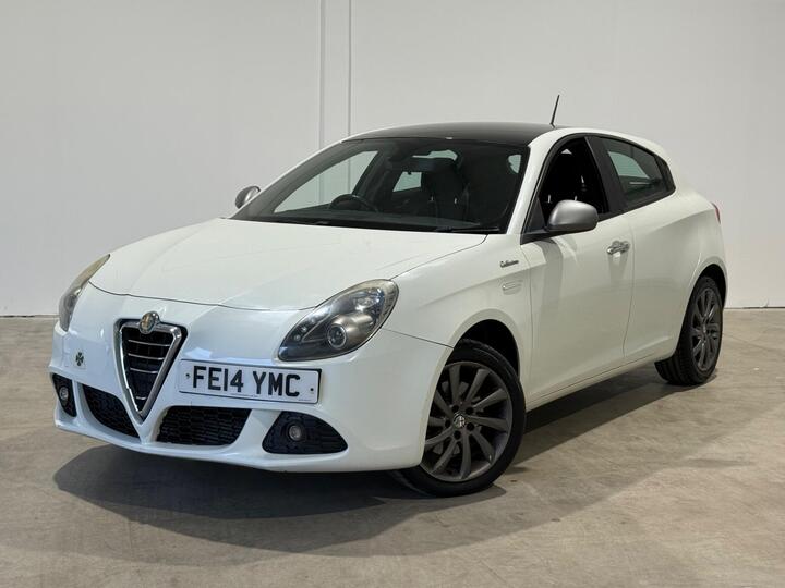 Alfa Romeo Giulietta 1.4 TB MultiAir Collezione Euro 5 (s/s) 5dr Alfa Romeo Giulietta 1.4 TB MultiAir Collezione Euro 5 (s/s) 5dr