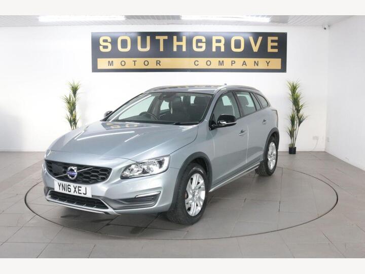 Volvo V60 CROSS COUNTRY 2.0 D3 SE Auto Euro 6 (s/s) 5dr