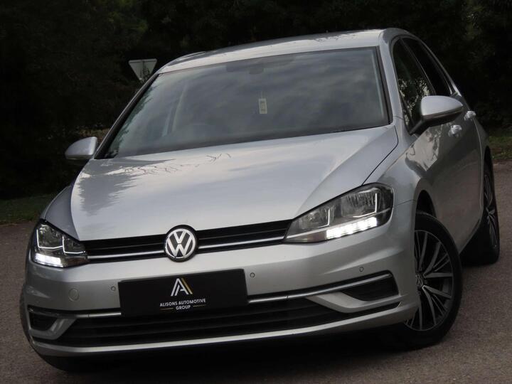 Volkswagen Golf 1.0 TSI SE Euro 6 (s/s) 5dr