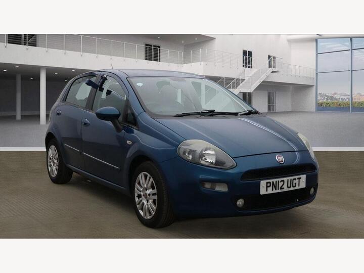 Fiat PUNTO 1.4L 5d  77 BHP CHEAPTOINSURE,CHEAPTAX,ECONOMICAL