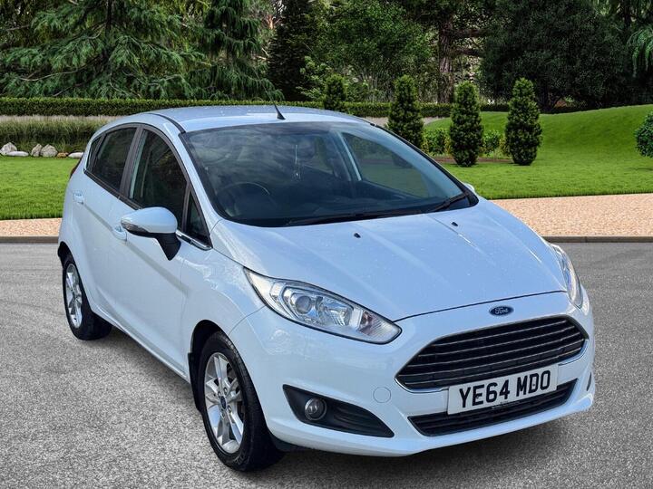 Ford Fiesta 1.0T EcoBoost Zetec Euro 5 (s/s) 5dr Ford Fiesta 1.0T EcoBoost Zetec Euro 5 (s/s) 5dr