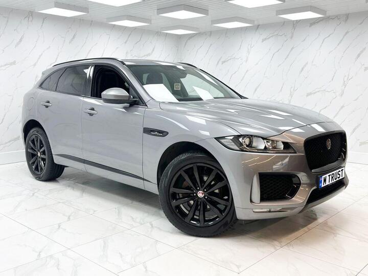 Jaguar F-PACE 2.0 D180 Chequered Flag Auto AWD Euro 6 (s/s) 5dr