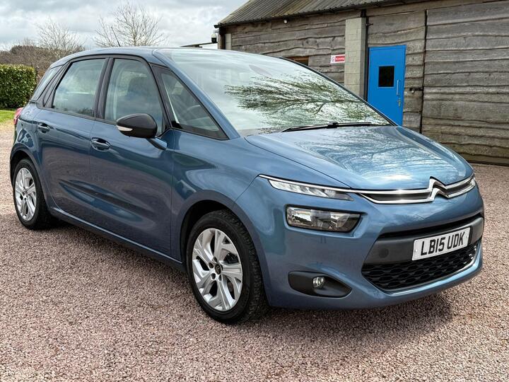 Citroen C4 Picasso 1.6 BlueHDi Selection Euro 6 (s/s) 5dr Citroen C4 Picasso 1.6 BlueHDi Selection Euro 6 (s/s) 5dr