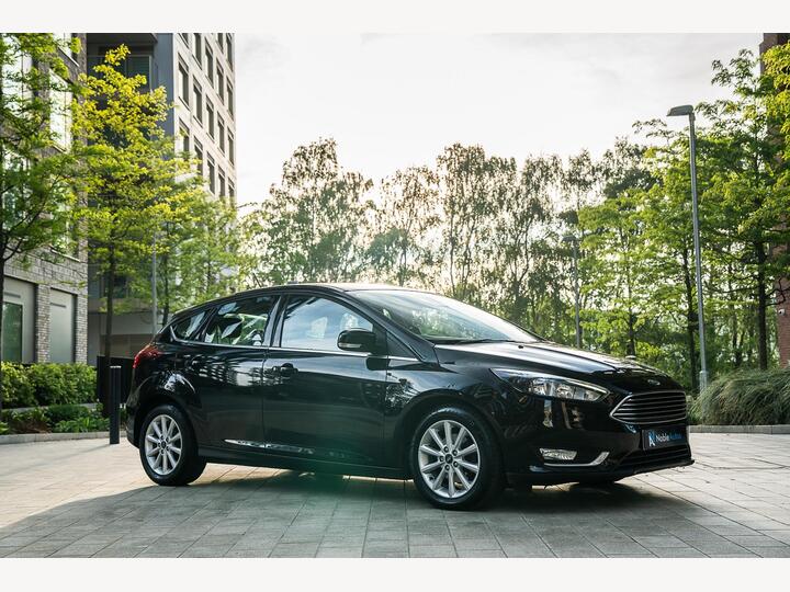 Ford Focus 1.0T EcoBoost Titanium Euro 6 (s/s) 5dr