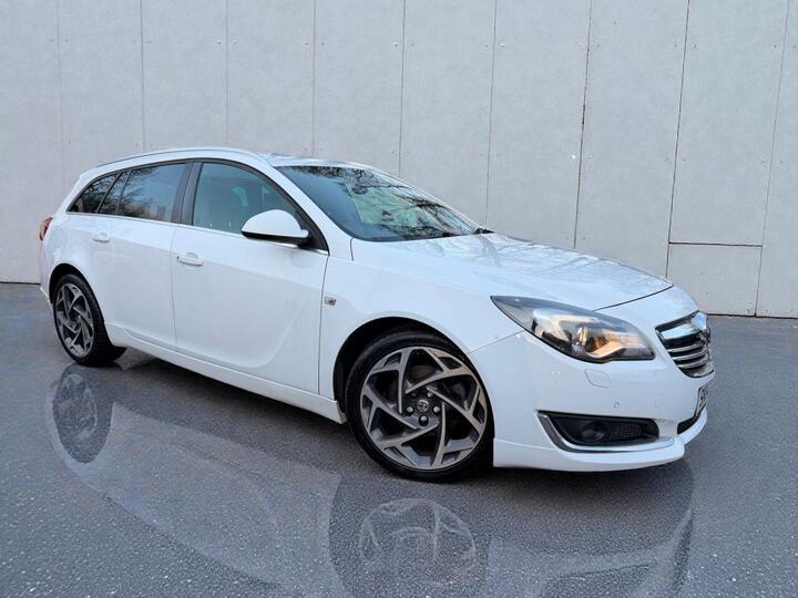 Vauxhall INSIGNIA 2.0 CDTi EcoFLEX Limited Edition Sports Tourer Euro 5 (s/s) 5dr Vauxhall INSIGNIA 2.0 CDTi EcoFLEX Limited Edition Sports Tourer Euro 5 (s/s) 5dr