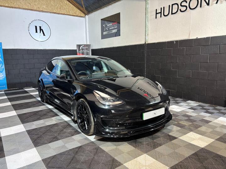 Tesla Model 3 Standard Range Plus Auto RWD 4dr Tesla Model 3 Standard Range Plus Auto RWD 4dr