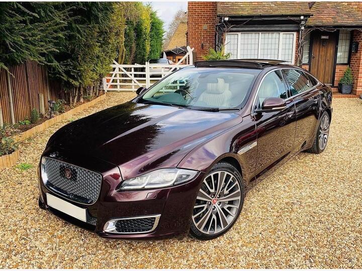 Jaguar XJ 3.0d V6 Autobiography Auto Euro 6 (s/s) 4dr (LWB)