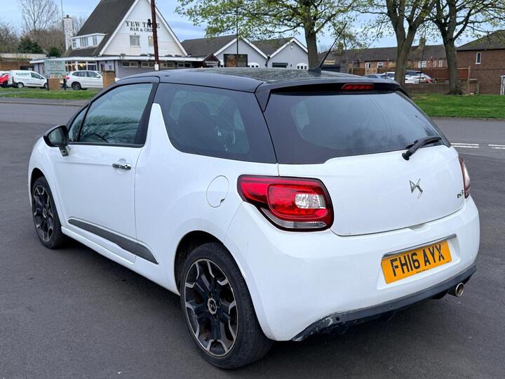 DS AUTOMOBILES DS 3 1.6 BlueHDi Elegance Euro 6 (s/s) 3dr DS AUTOMOBILES DS 3 1.6 BlueHDi Elegance Euro 6 (s/s) 3dr