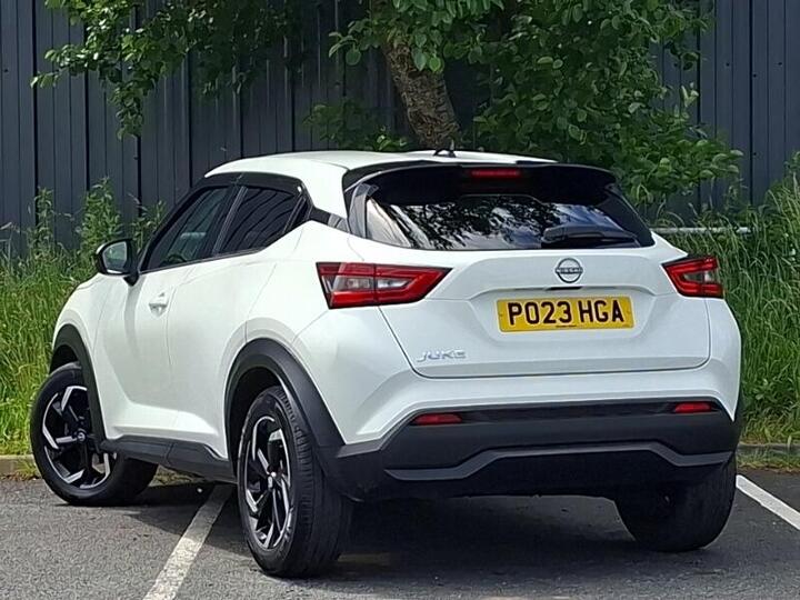 Nissan Juke 1.0 DIG-T N-Connecta Euro 6 (s/s) 5dr
