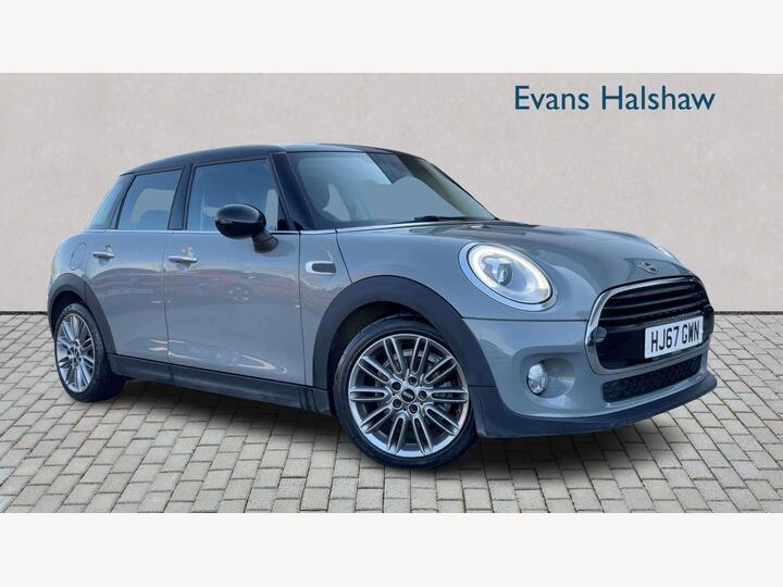 MINI HATCHBACK 1.5 Cooper Auto Euro 6 (s/s) 5dr
