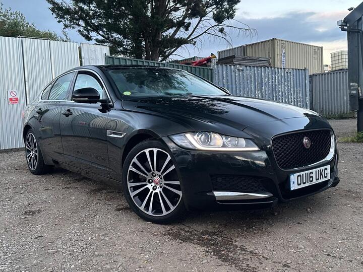 Jaguar XF 2.0d Portfolio Auto Euro 6 (s/s) 4dr