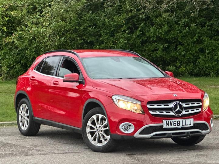 Mercedes-Benz GLA 1.6 GLA200 SE (Executive) 7G-DCT Euro 6 (s/s) 5dr