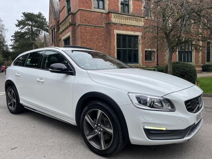 Volvo V60 T5 CROSS COUNTRY 2.0L PETROL AUTO