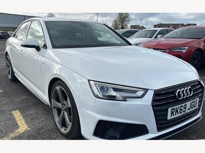Audi A4 2.0 TFSI 35 Black Edition Euro 6 (s/s) 4dr