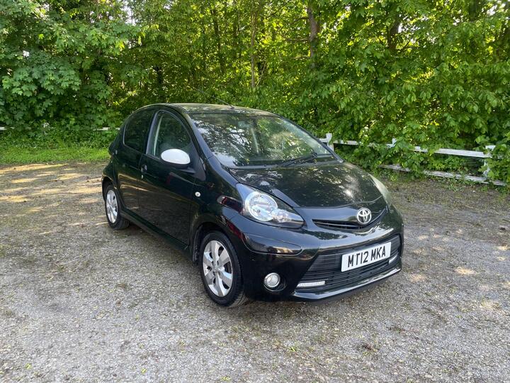 Toyota AYGO 1.0 VVT-i Fire Euro 5 5dr Toyota AYGO 1.0 VVT-i Fire Euro 5 5dr