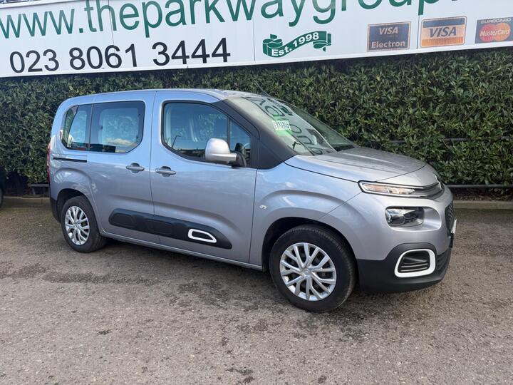 Citroen Berlingo 1.5 BlueHDi Feel M MPV Euro 6 (s/s) 5dr Citroen Berlingo 1.5 BlueHDi Feel M MPV Euro 6 (s/s) 5dr
