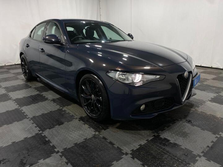 Alfa Romeo GIULIA 2.2 TD Super Auto Euro 6 (s/s) 4dr