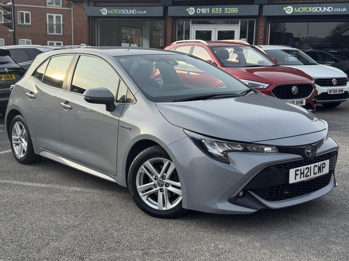 Toyota COROLLA 1.8 VVT-h Icon Tech CVT Euro 6 (s/s) 5dr Toyota COROLLA 1.8 VVT-h Icon Tech CVT Euro 6 (s/s) 5dr