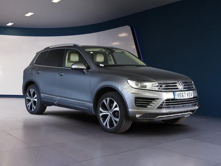 Volkswagen Touareg 3.0 TDI V6 R-Line Plus Tiptronic 4WD Euro 6 (s/s) 5dr