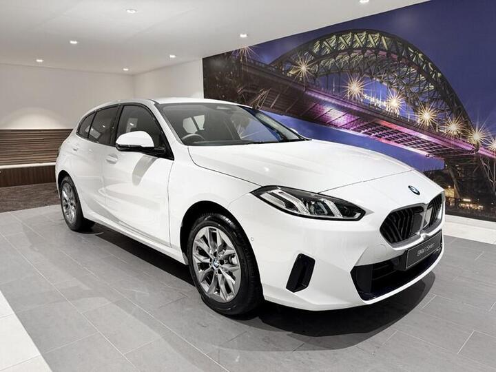 BMW 1 SERIES 1.5 120i MHT Sport DCT Euro 6 (s/s) 5dr