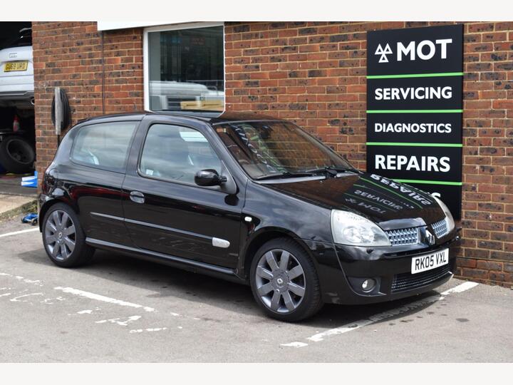 Renault Clio 2.0 16v Renaultsport 3dr Renault Clio 2.0 16v Renaultsport 3dr