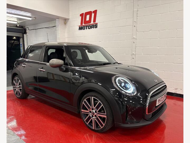 MINI Hatch 1.5 Cooper Exclusive Steptronic Euro 6 (s/s) 5dr