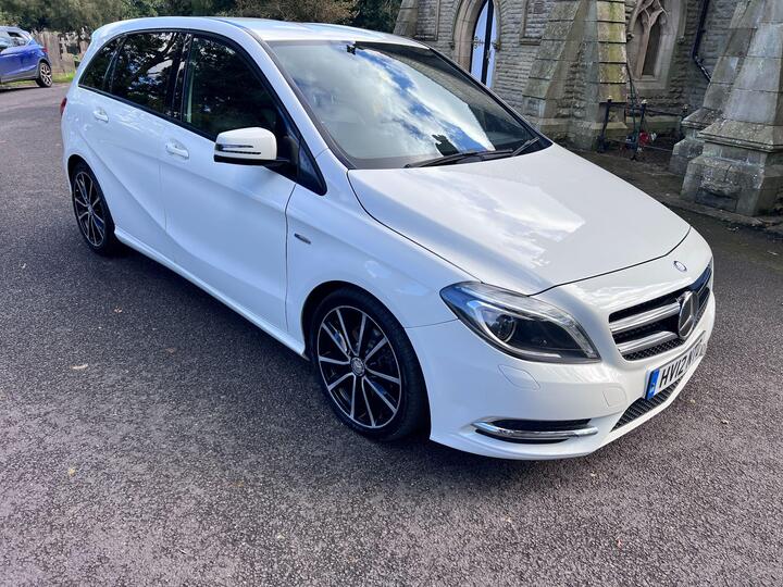 Mercedes-Benz B Class 1.6 B180 BlueEfficiency Sport Euro 5 (s/s) 5dr