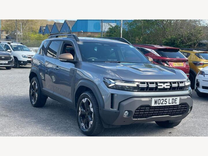 Dacia Duster 1.2 TCe MHEV EXTREME 4WD Euro 6 (s/s) 5dr Dacia Duster 1.2 TCe MHEV EXTREME 4WD Euro 6 (s/s) 5dr