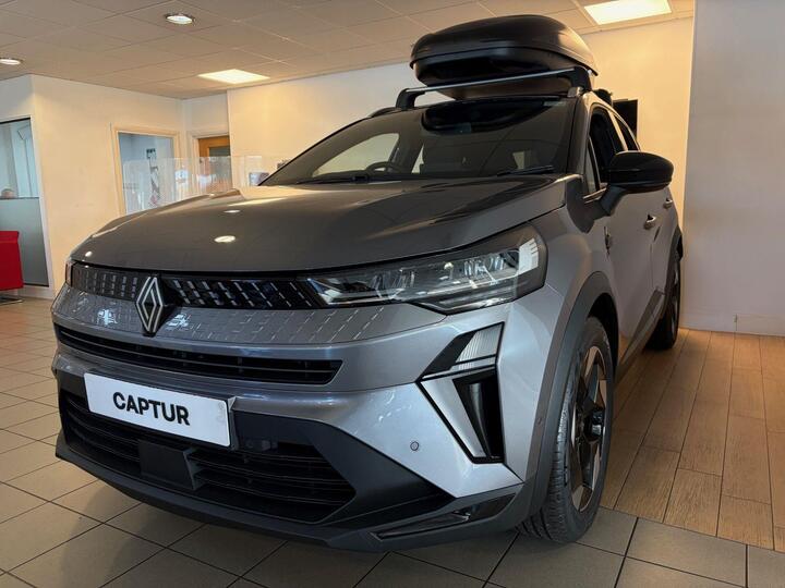 Renault CAPTUR 1.8 E-TECH Techno Auto Euro 6 (s/s) 5dr