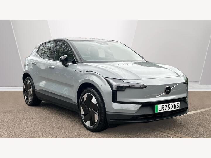 Volvo EX30 Twin Performance 69kWh Plus Auto AWD 5dr