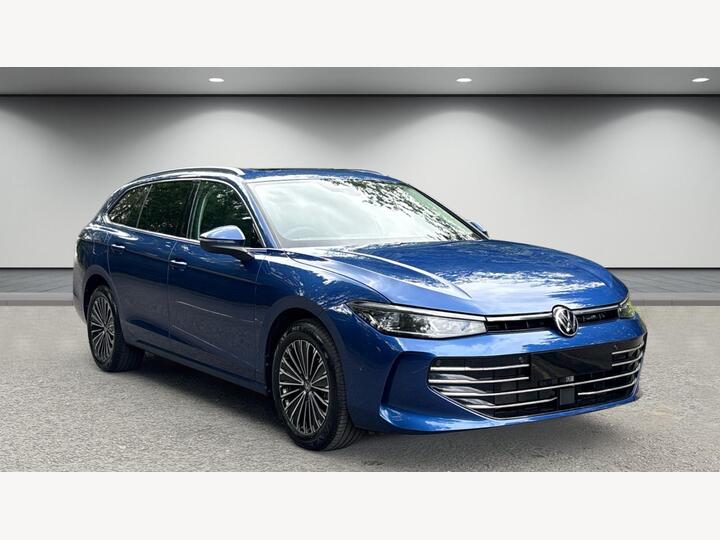 Volkswagen Passat 1.5 ETSI MHEV Elegance DSG Euro 6 (s/s) 5dr