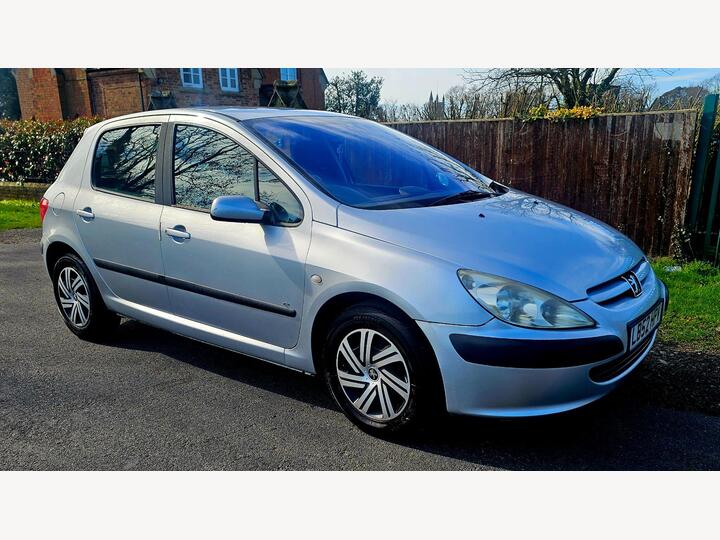Peugeot 307 1.6 16v LX 5dr Peugeot 307 1.6 16v LX 5dr