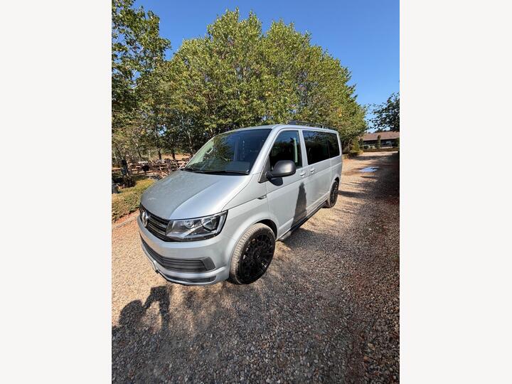 Volkswagen Caravelle 2.0 TDI BlueMotion Tech Executive Euro 6 (s/s) 5dr