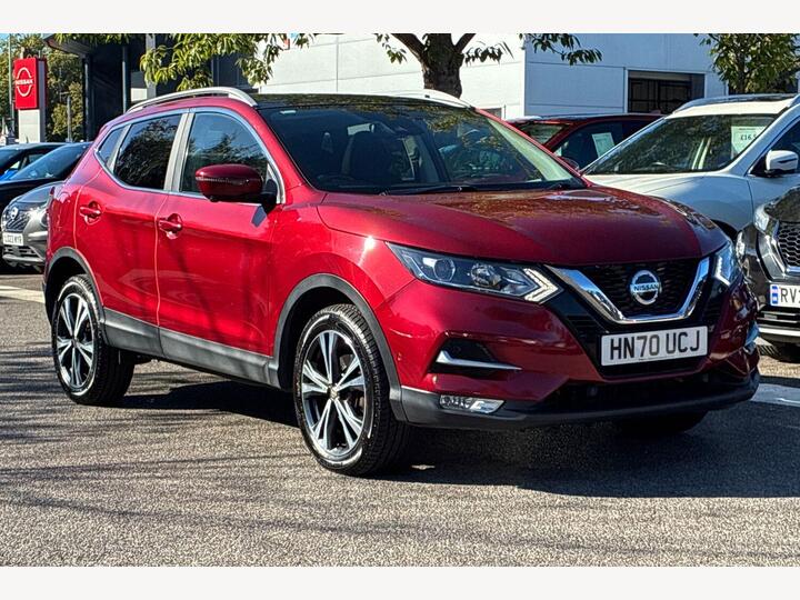 Nissan Qashqai 1.7 DCi N-Connecta Euro 6 (s/s) 5dr