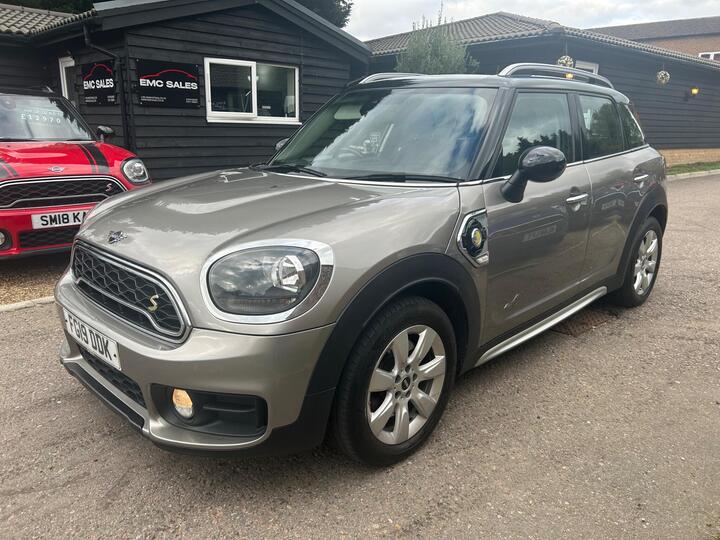 MINI Countryman 1.5 7.6kWh Cooper SE Classic Auto ALL4 Euro 6 (s/s) 5dr