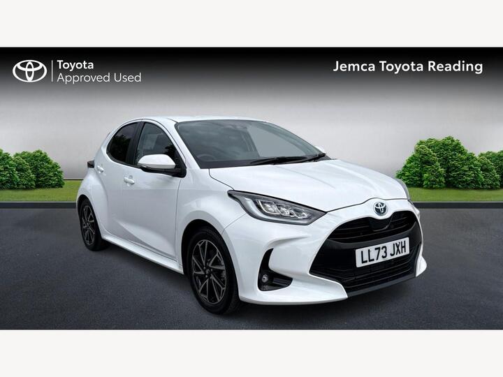 Toyota Yaris 1.5 VVT-h Design E-CVT Euro 6 (s/s) 5dr